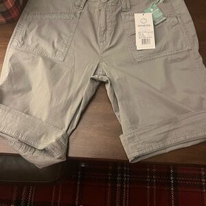 Aventura women’s shorts size 14